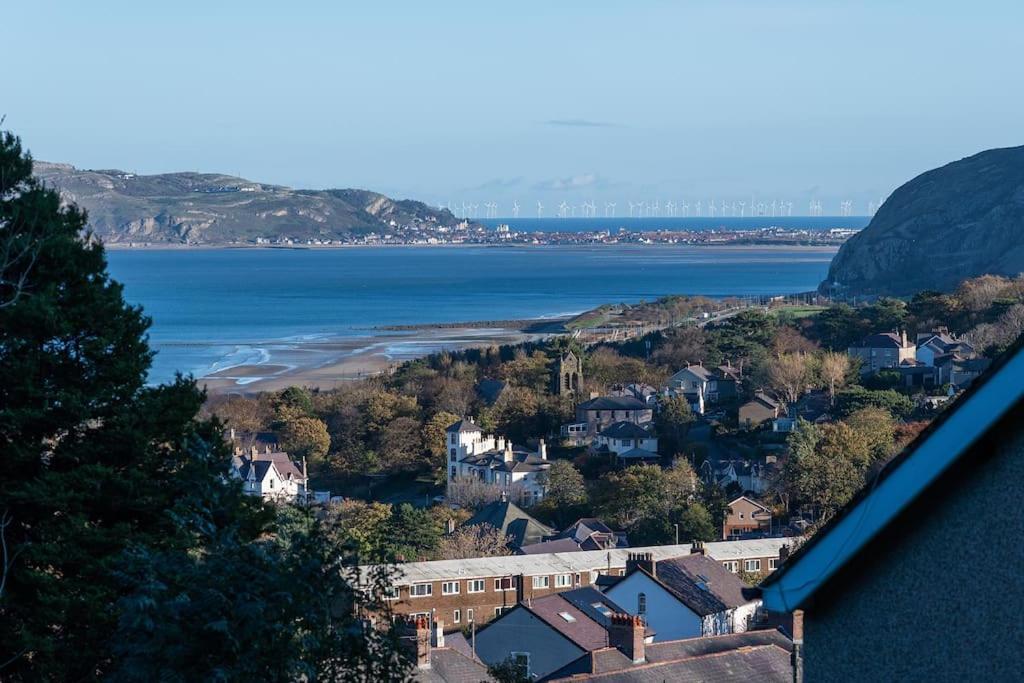Fantastic Sea Views At Century'S Old Alma'S Cottage - Sleeps Up To 8 Guests Penmaenmawr Экстерьер фото