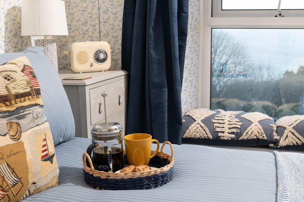 Fantastic Sea Views At Century'S Old Alma'S Cottage - Sleeps Up To 8 Guests Penmaenmawr Экстерьер фото